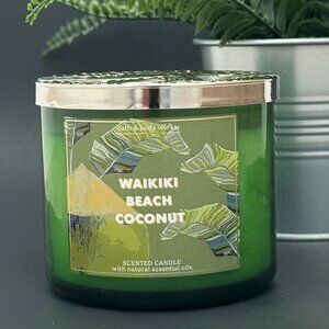 BBW Waikiki Beach Coconut Bath & Body Works 3 Wick Candle
